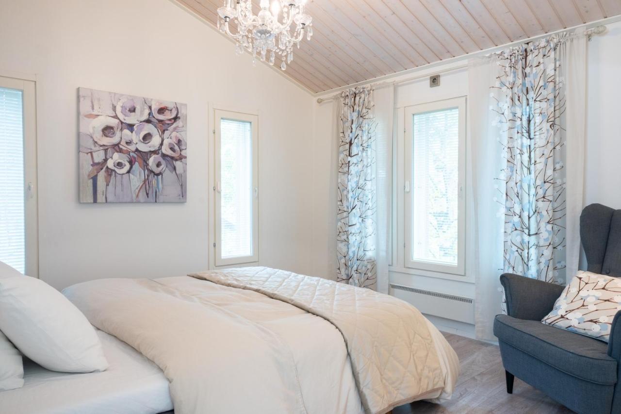 Luxurious Villa Kinos With Jacuzzi Rovaniemi Exterior photo